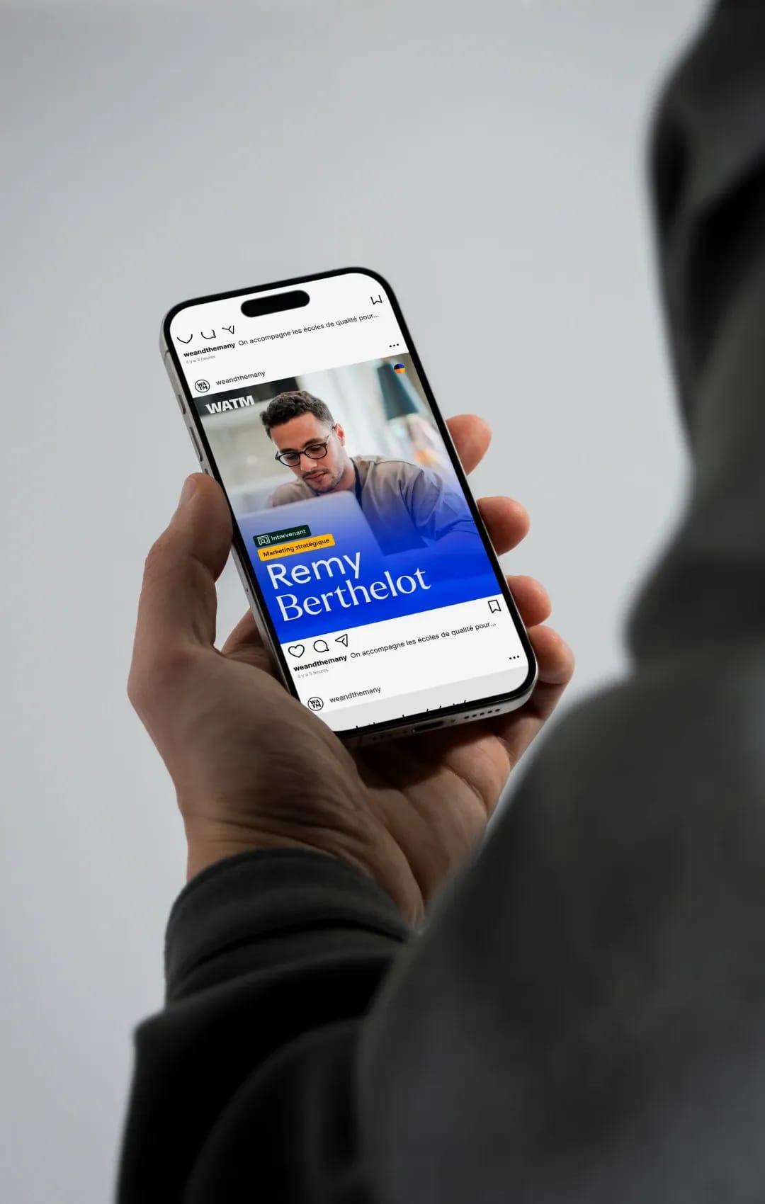 Mockup mobile du site web de WeAndTheMany